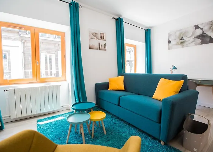 La Halte De Saint-pierre * Clermont-Ferrand